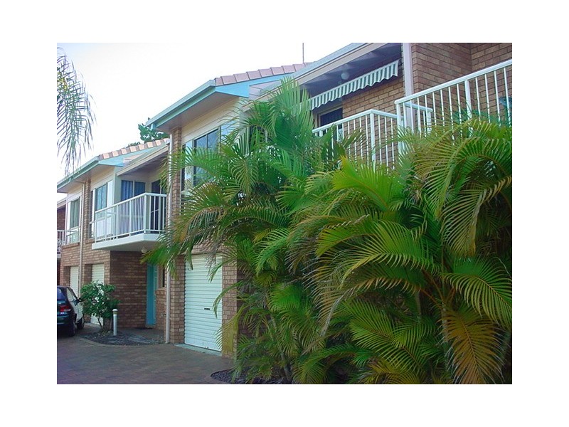 4/489 The Esplanade,, Torquay QLD 4655