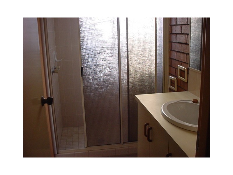 4/489 The Esplanade,, Torquay QLD 4655