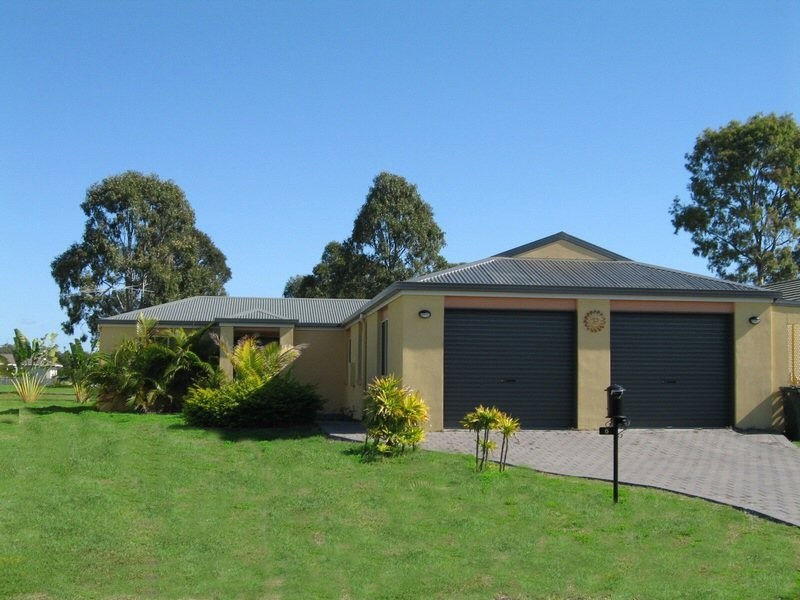 6 Lester Court, Torquay QLD 4655