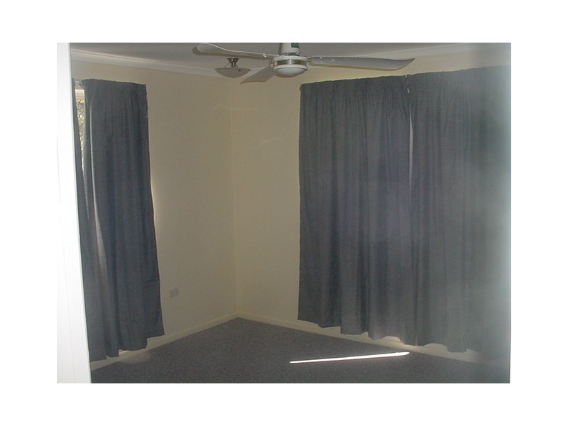 2 Caringa Street, Urangan QLD 4655