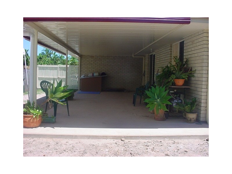 5 Coast Bay Close,, Point Vernon QLD 4655