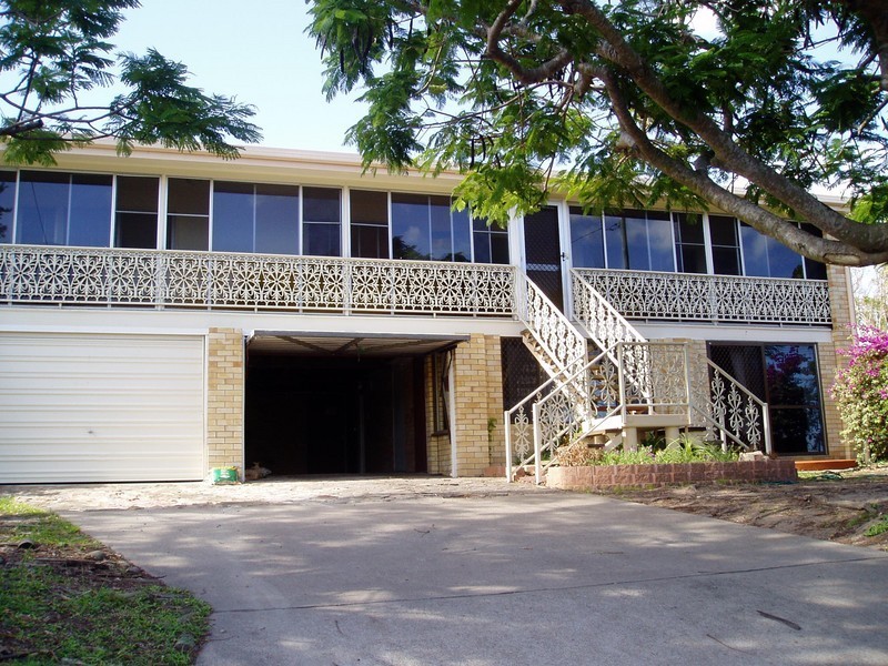 221 Boat Harbour Drive, Pialba, Hervey Bay QLD 4655