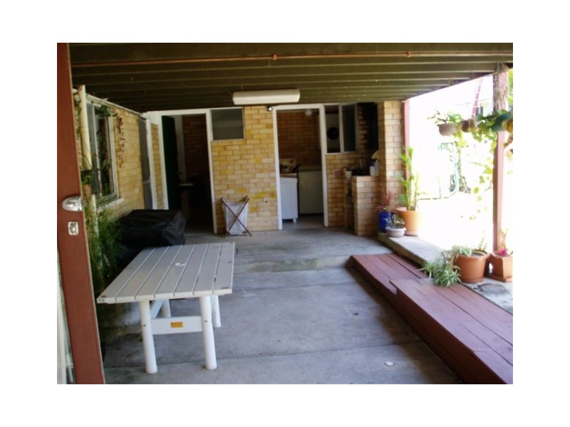 221 Boat Harbour Drive, Pialba, Hervey Bay QLD 4655