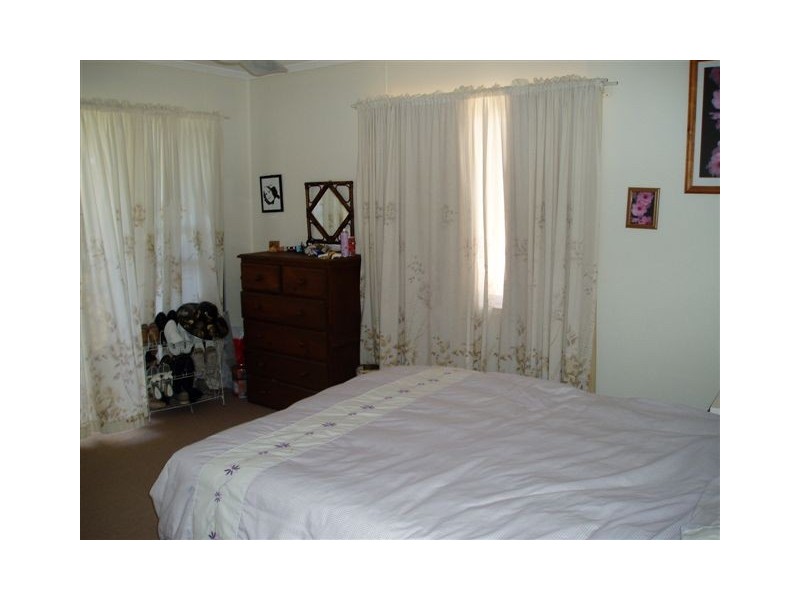 221 Boat Harbour Drive, Pialba, Hervey Bay QLD 4655
