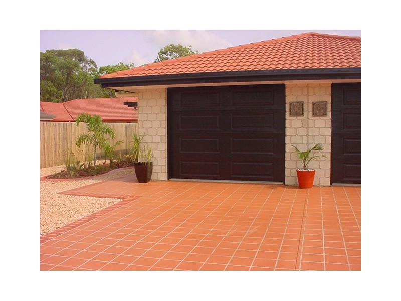 3a Ladbroke Crescent, Urangan QLD 4655