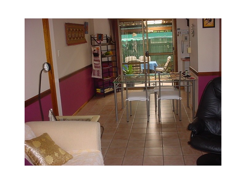 54 South Street, Urangan QLD 4655