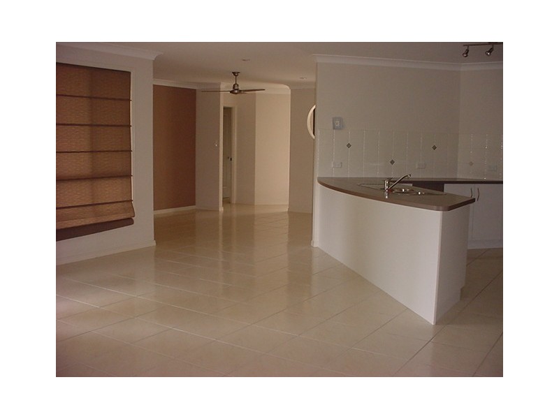 81 Gundesen Drive, Urraween QLD 4655