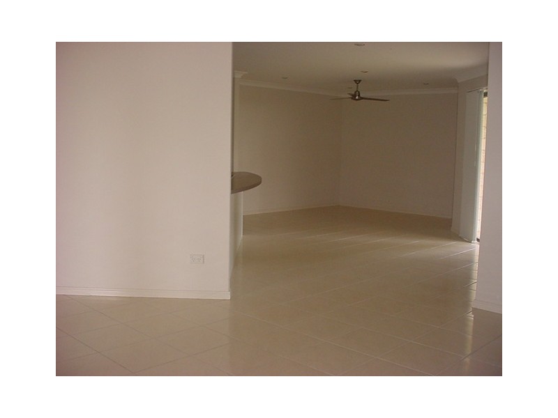 81 Gundesen Drive, Urraween QLD 4655