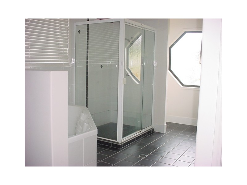 81 Gundesen Drive, Urraween QLD 4655