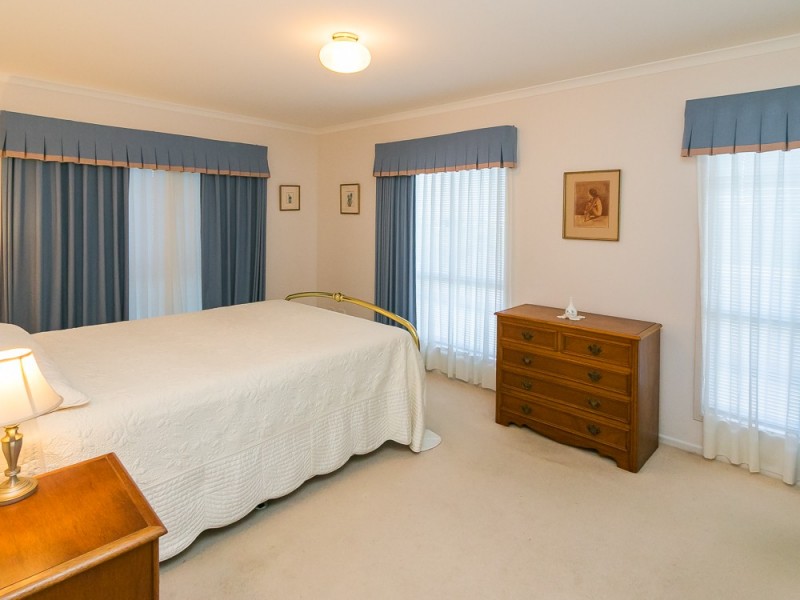 41 Talasea Drive, Kawungan QLD 4655