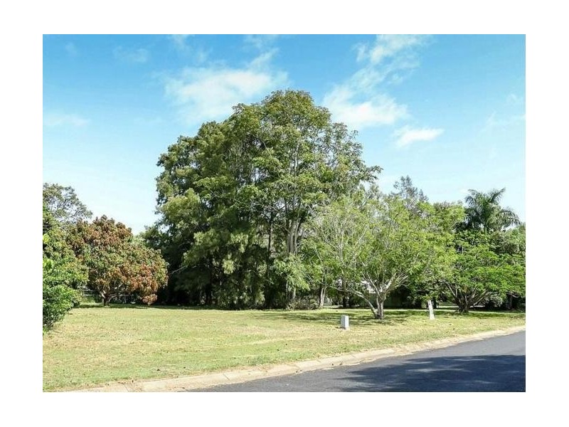 2 Palmwood Drive, Dundowran Beach QLD 4655