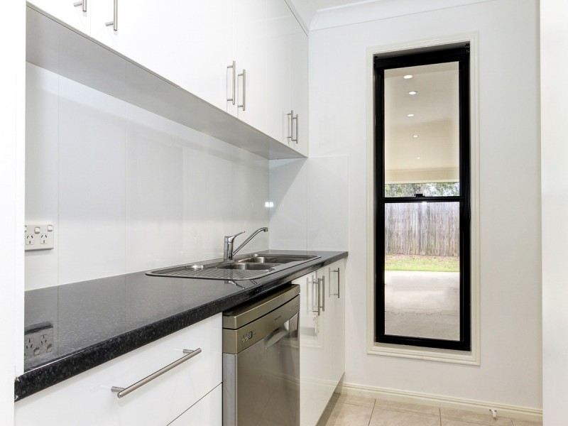 4 Tranquil Drive, Wondunna QLD 4655