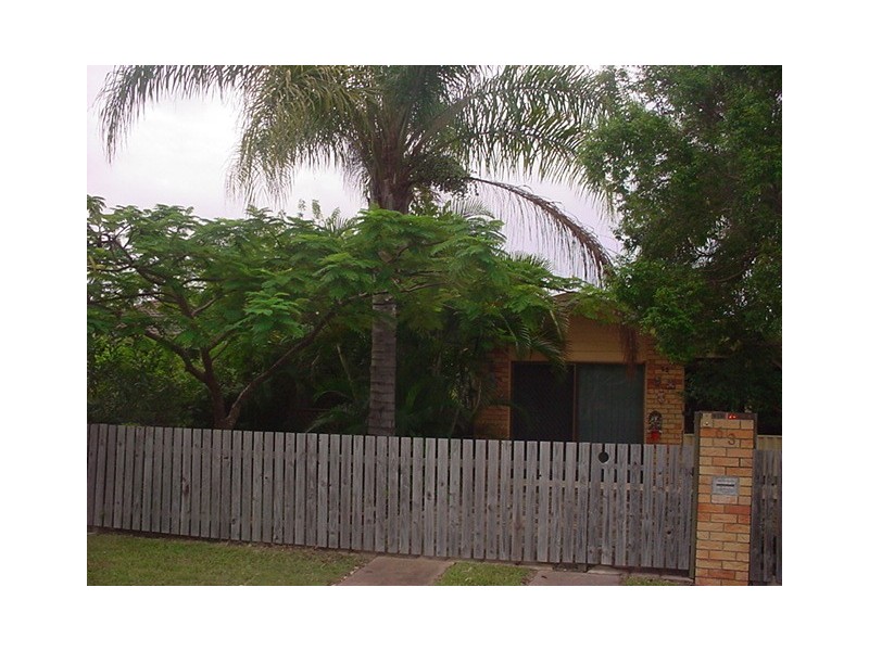 63 Pulgul Street, Urangan QLD 4655