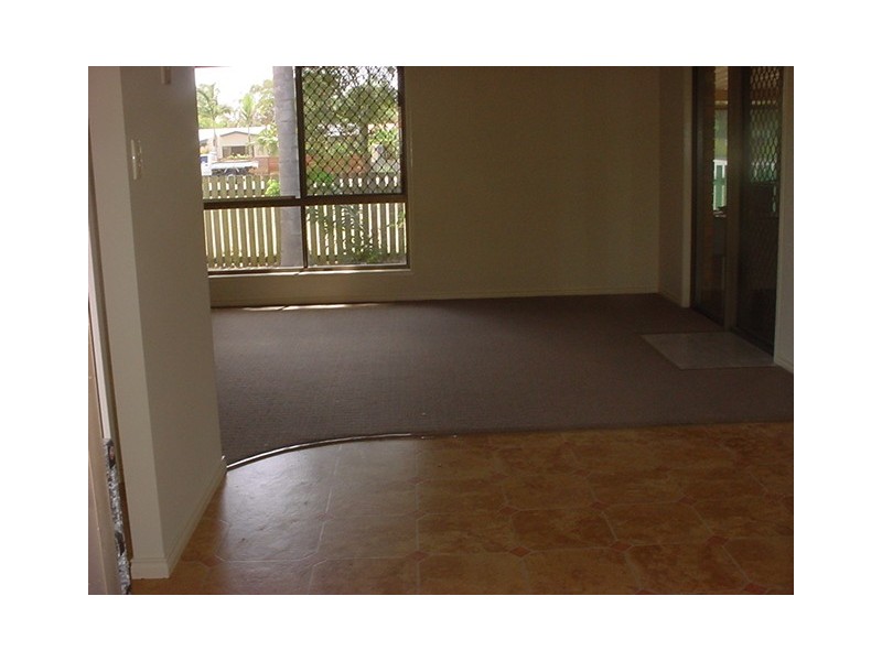 63 Pulgul Street, Urangan QLD 4655