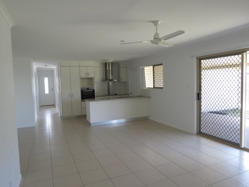 12 Bass Court, Urraween QLD 4655