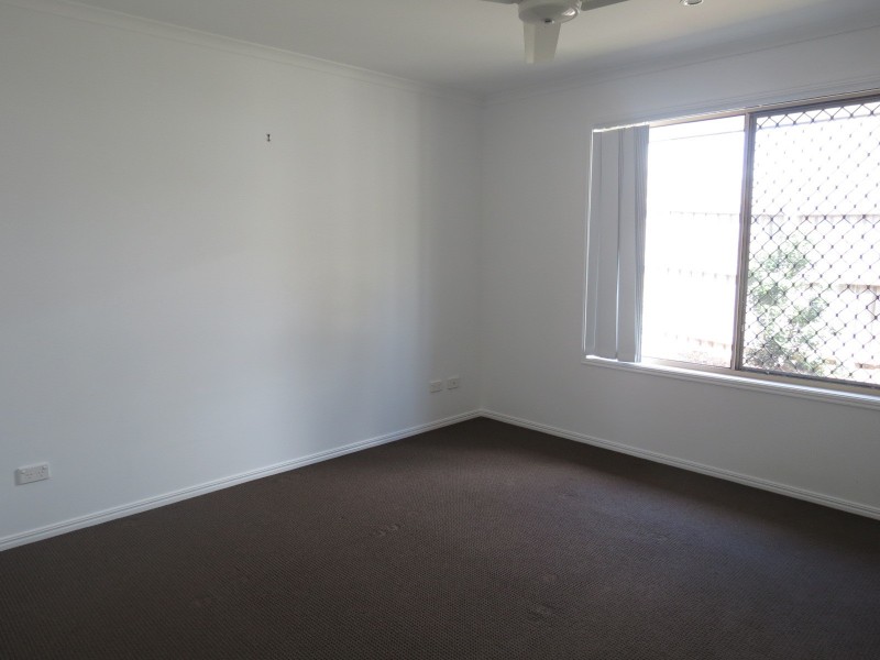 12 Bass Court, Urraween QLD 4655