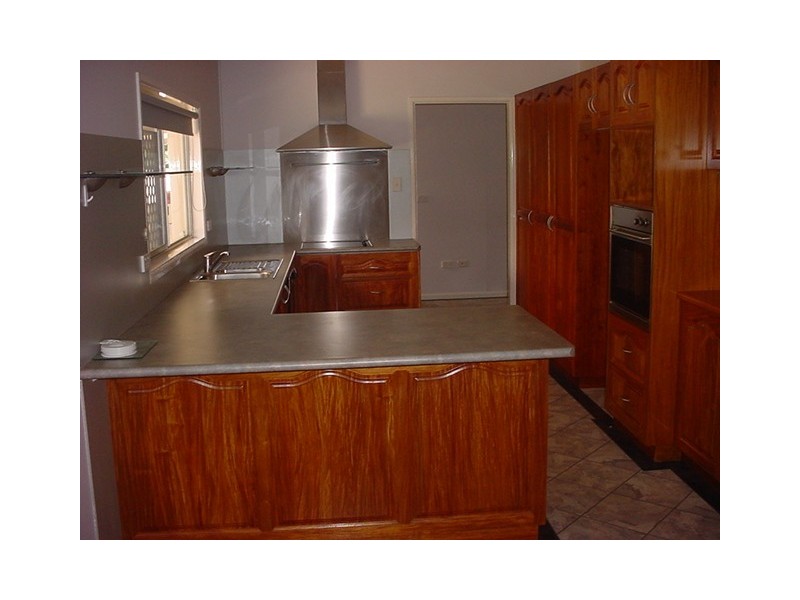 36 Tavistock St, Torquay, Hervey Bay QLD 4655