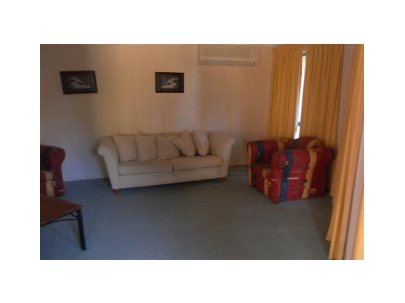 Unit 33/33 The Grange, Elizabeth St, Urangan QLD 4655