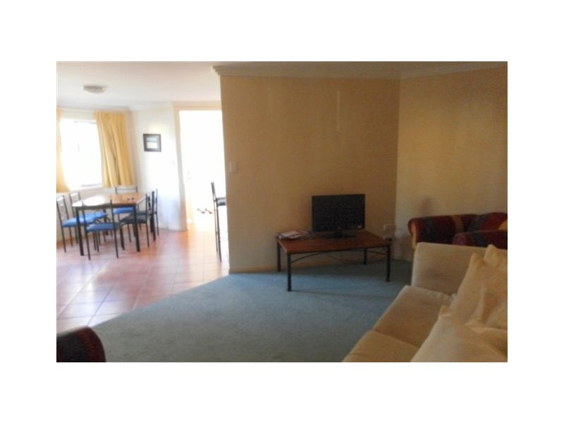 Unit 33/33 The Grange, Elizabeth St, Urangan QLD 4655