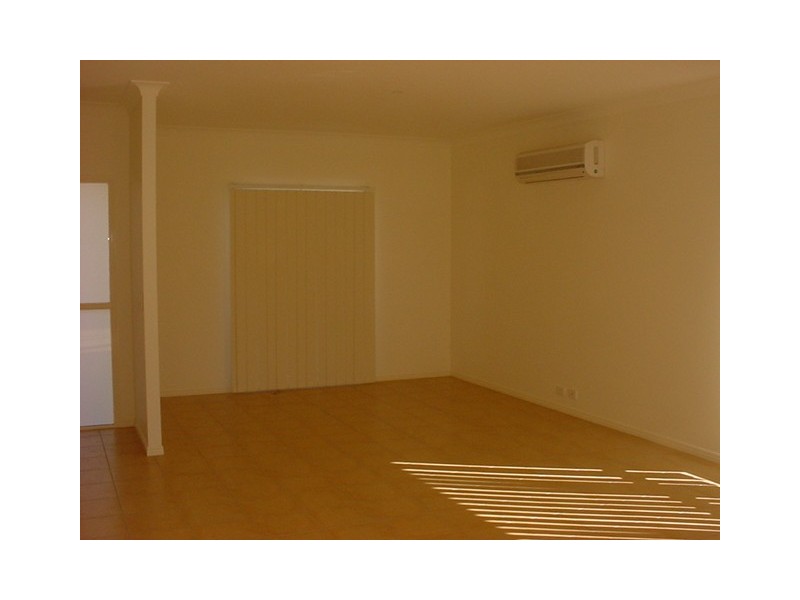 6 Oyster Court, Toogoom QLD 4655