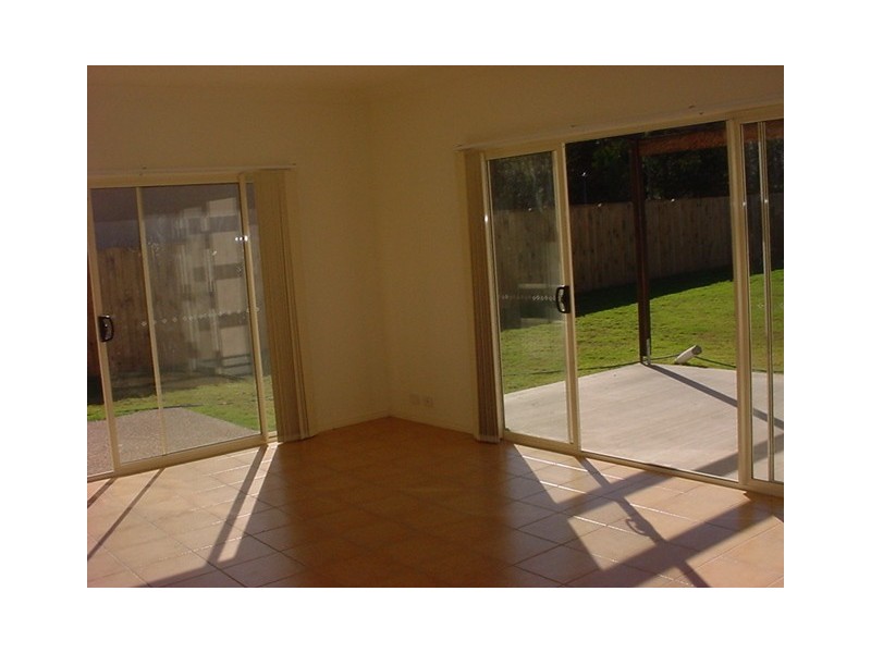 6 Oyster Court, Toogoom QLD 4655