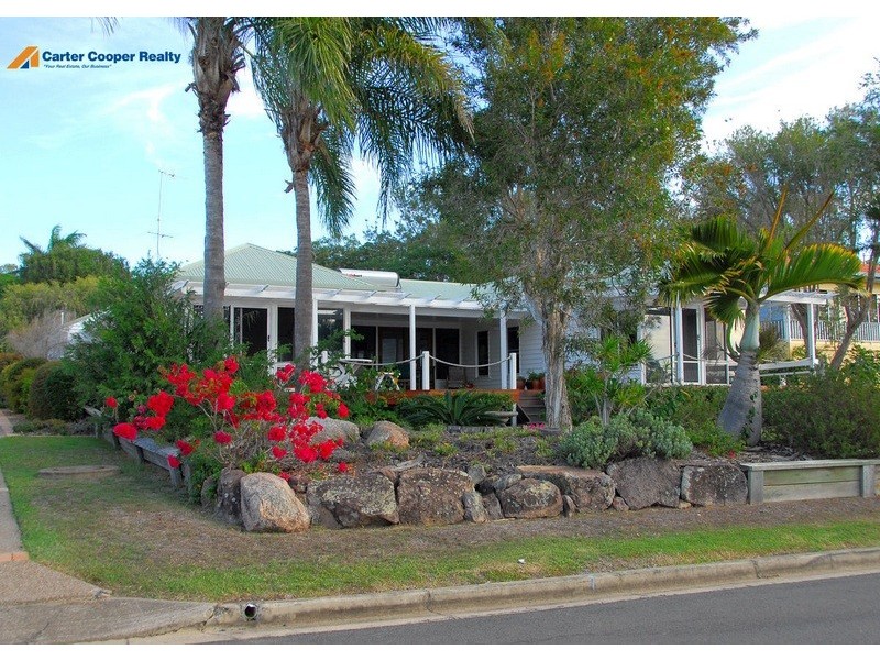 77 Esplanade, Point Vernon QLD 4655