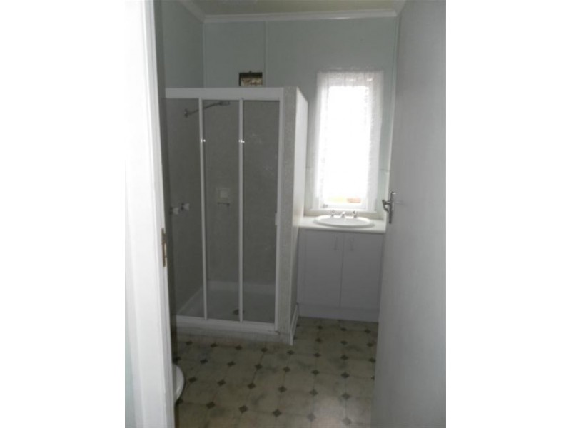 2/400 The Esplanade,, Torquay QLD 4655