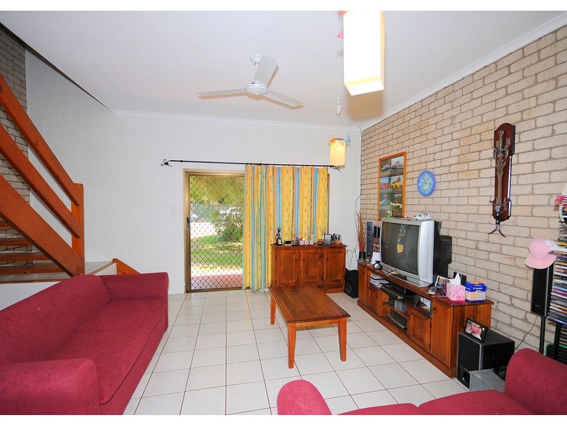 Unit 5/25 Hervey Street, Scarness QLD 4655