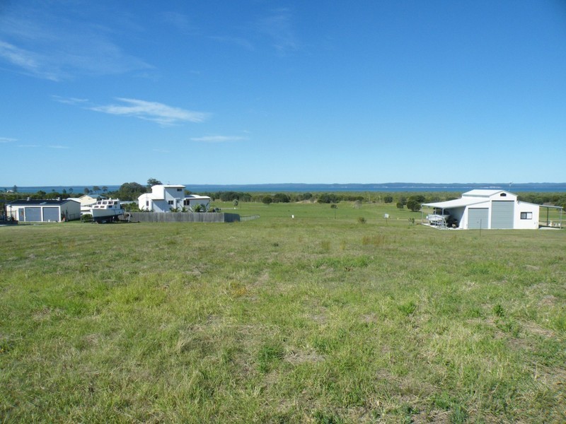 19 WOONGOOLBVER COURT, River Heads QLD 4655