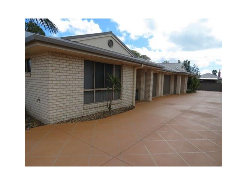 2/41 Watson Street, Pialba QLD 4655