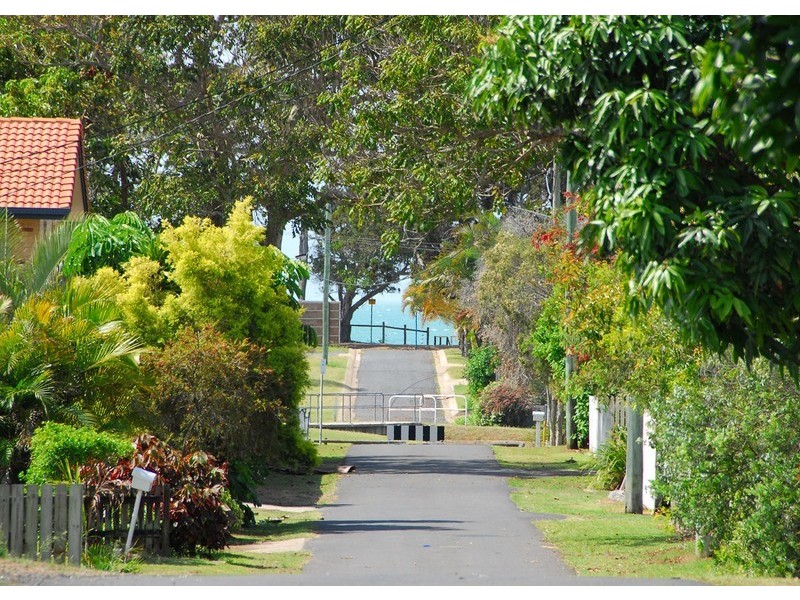 102 Torquay Road, Scarness QLD 4655