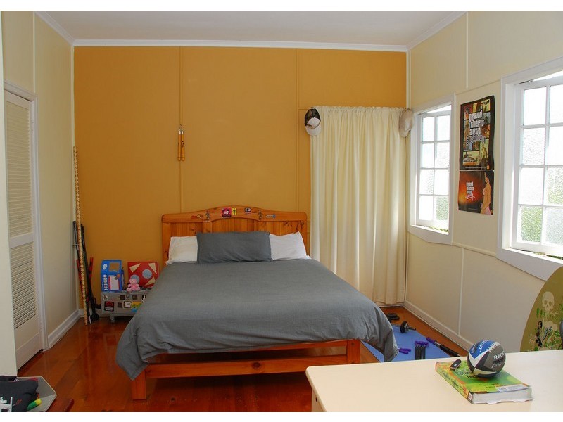 102 Torquay Road, Scarness QLD 4655