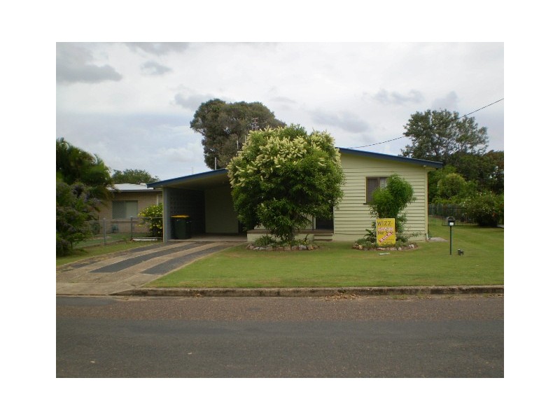 35 Halcro Street, Pialba QLD 4655