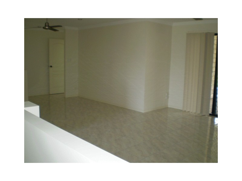 27 Oceanview Street,, Point Vernon QLD 4655