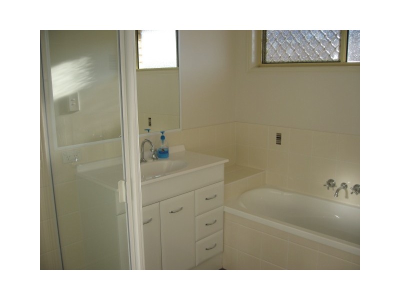 11 Grey Gum Court,, Urraween QLD 4655