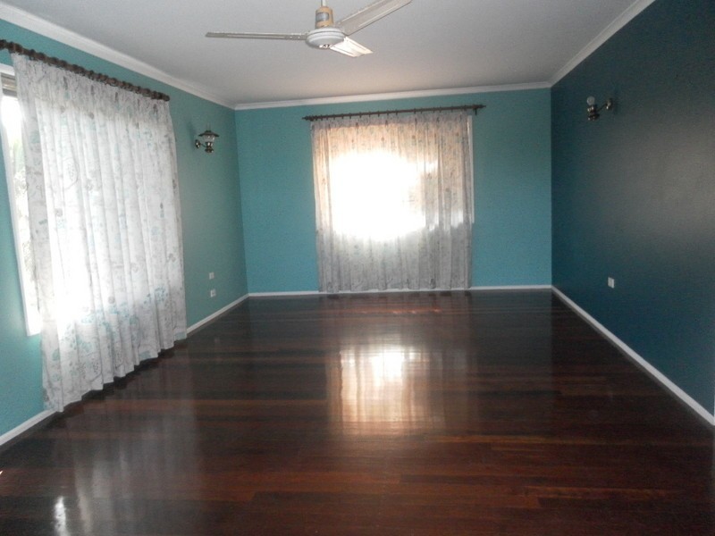 19 Gibbs Street, Urangan QLD 4655