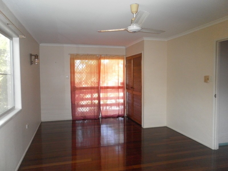 19 Gibbs Street, Urangan QLD 4655