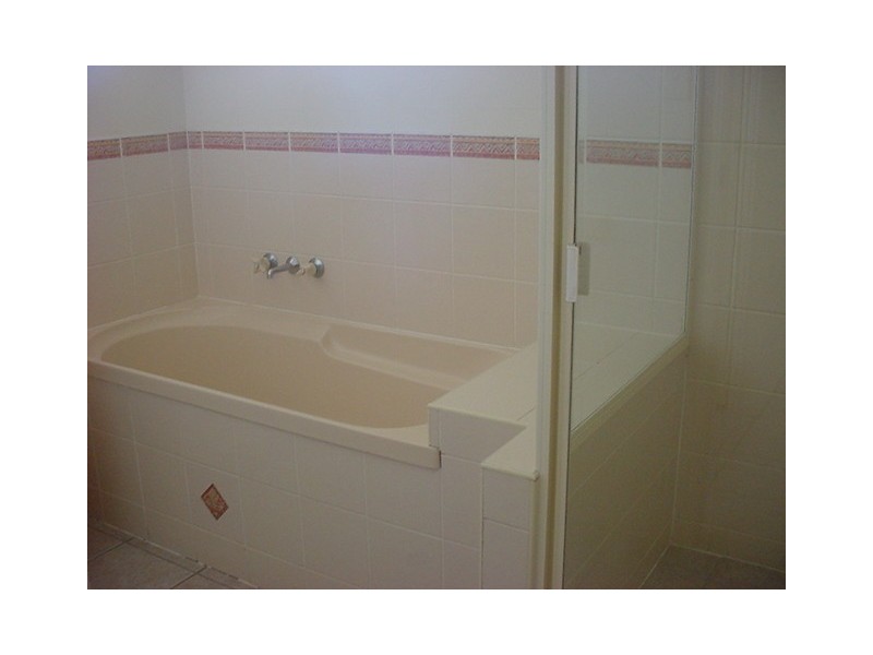 26  Deloraine Avenue, Urangan, Hervey Bay QLD 4655