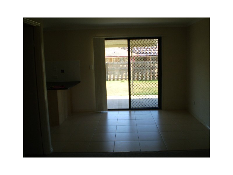 4 Moonstone Street,, Urangan QLD 4655