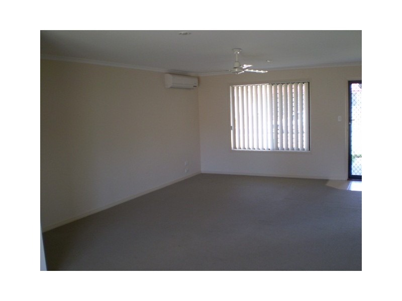 4 Moonstone Street,, Urangan QLD 4655