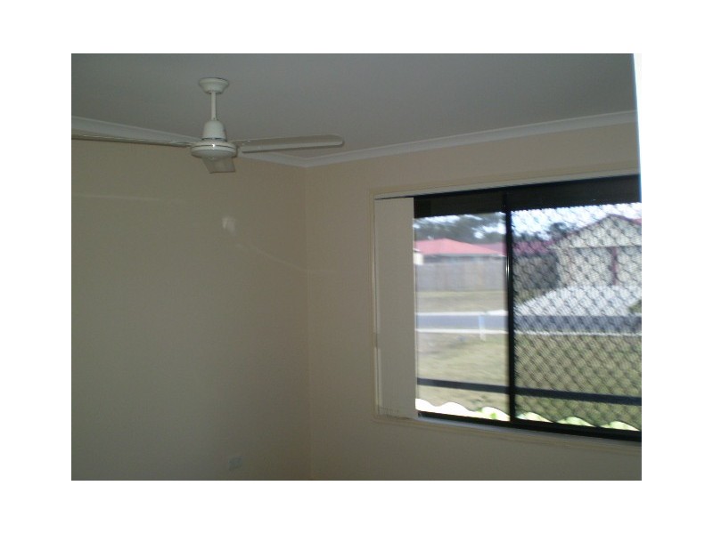 4 Moonstone Street,, Urangan QLD 4655