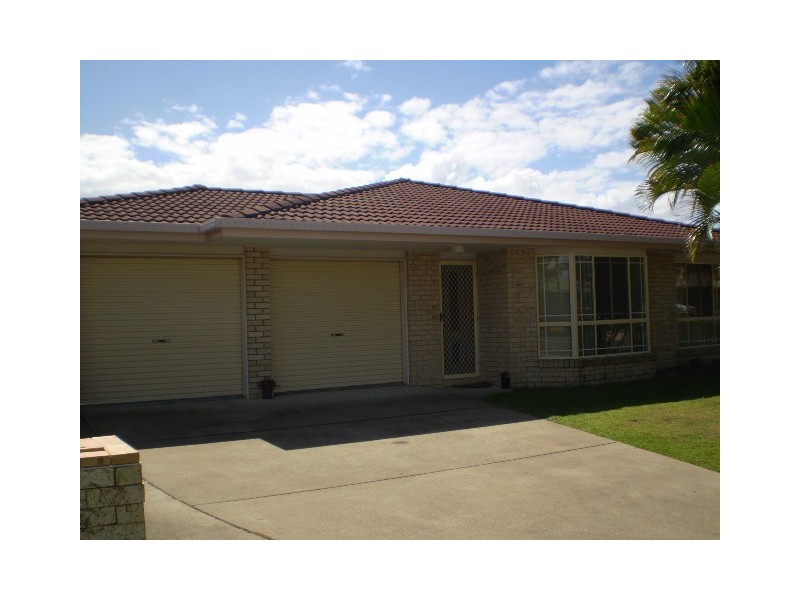 20  Vicki Parade, Hervey Bay QLD 4655