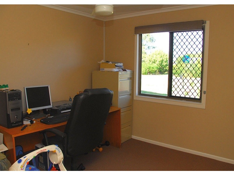 4 Helsham Street, Point Vernon, Hervey Bay QLD 4655