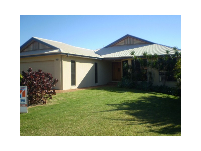 33 Royal Drive, Kawungan QLD 4655