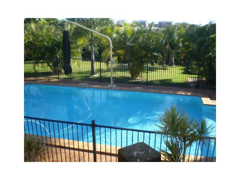 33 Royal Drive, Kawungan QLD 4655