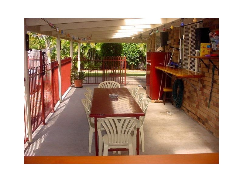 2 Marineview Avenue, Hervey Bay QLD 4655