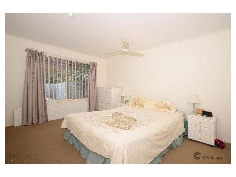 1/10 Daintree Drive, Urangan QLD 4655