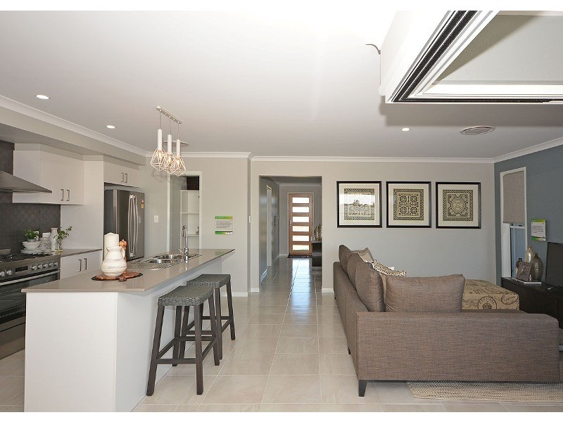 Eli Waters QLD 4655