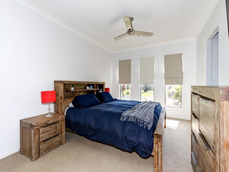 21 Heathland Avenue, Wondunna QLD 4655
