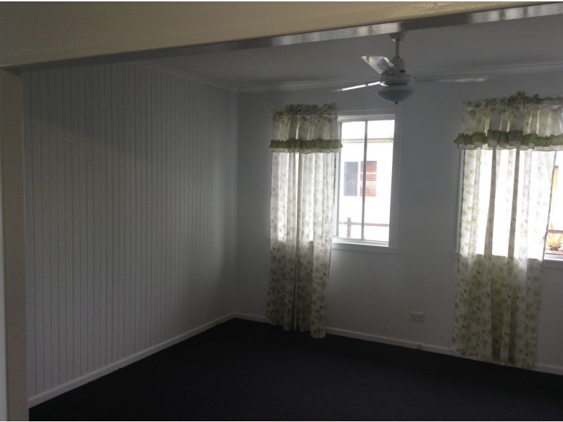 69 Beach Road, Pialba QLD 4655
